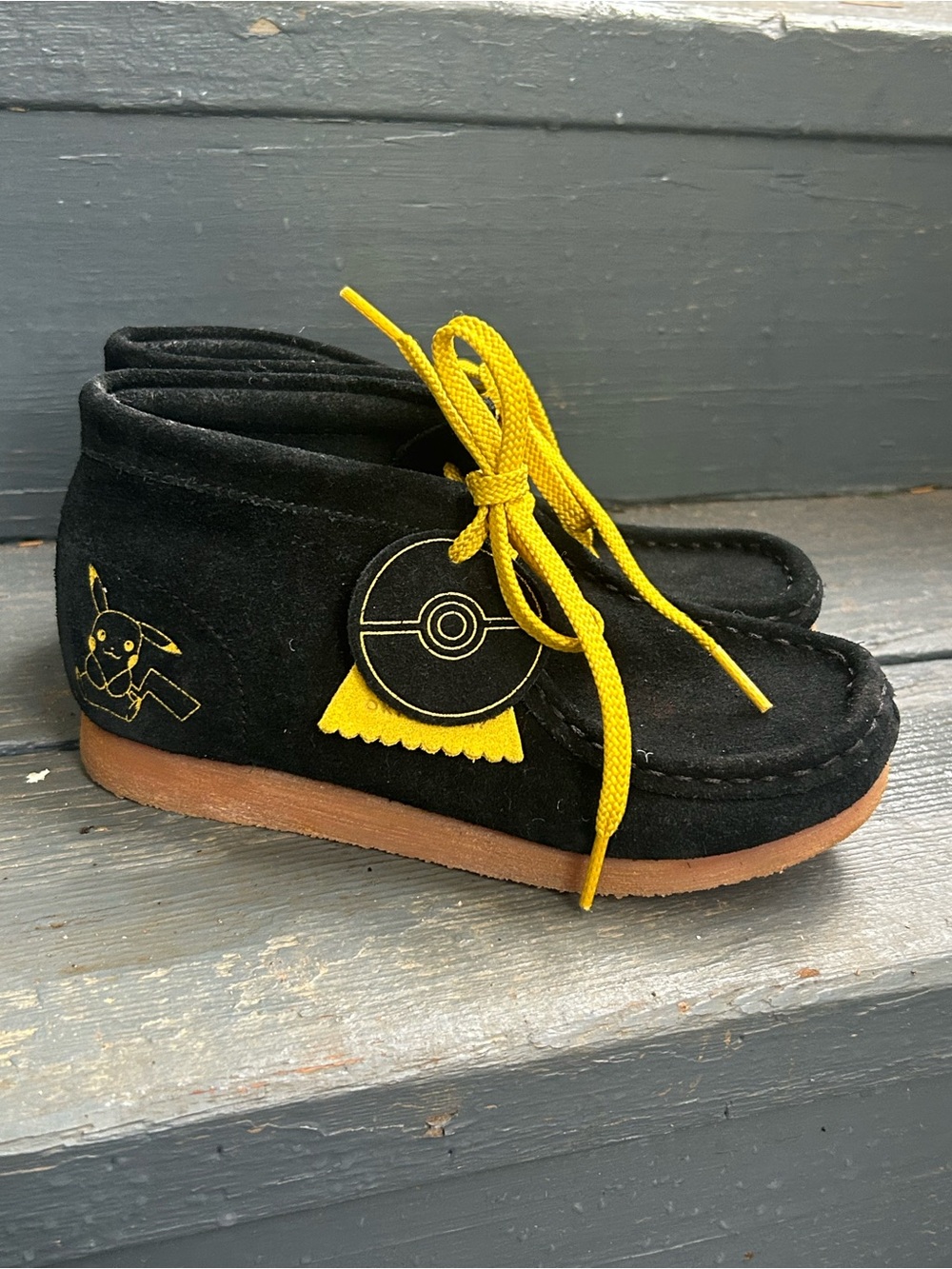 Clarks Originals Kids Wallabee Pokémon Edition boots